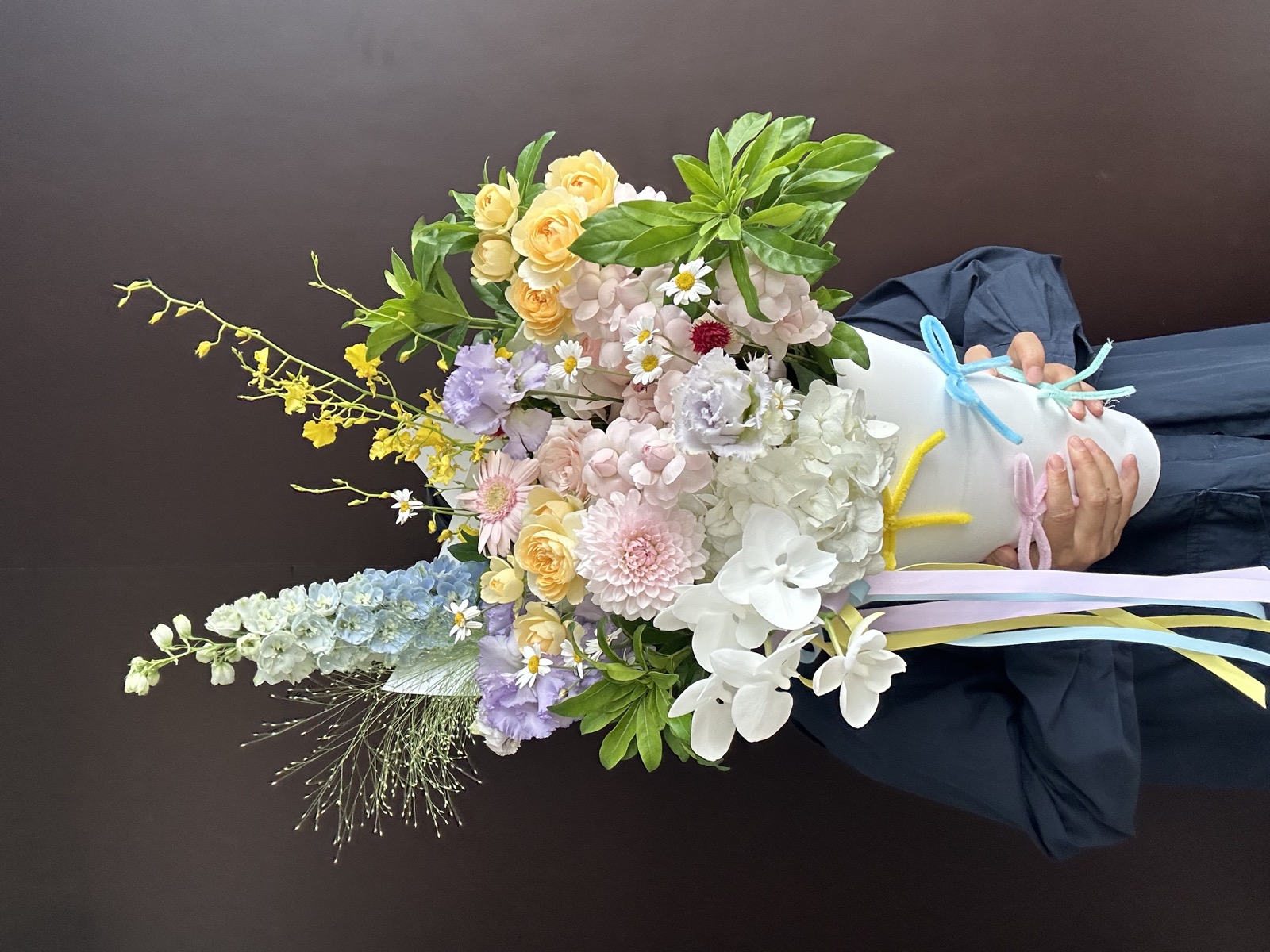 杭州小清新表白花桶真实作品,适合不唐突的表白花束和约会送花参考