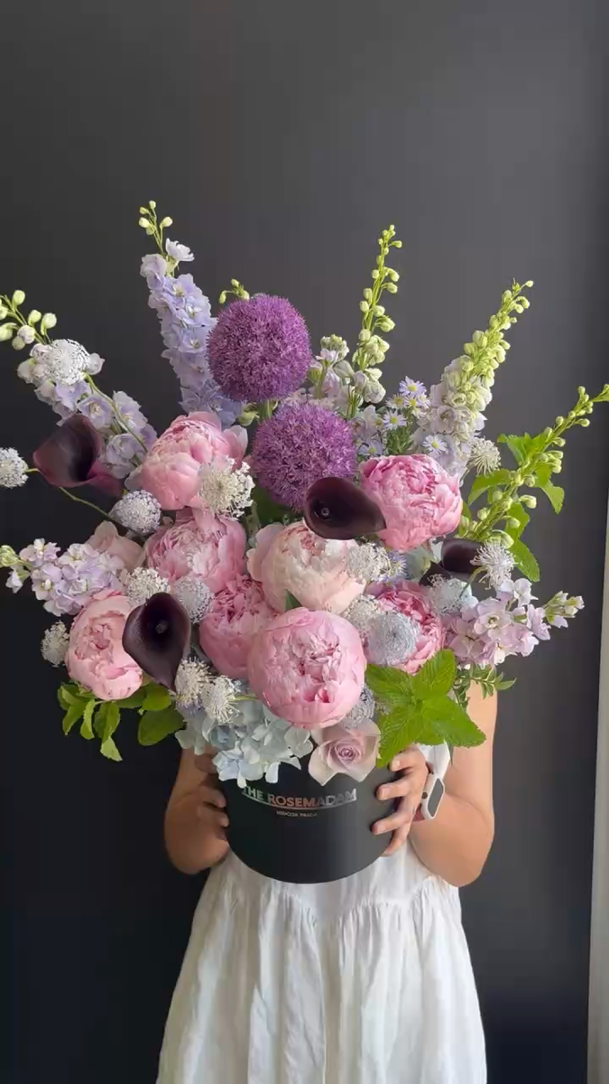 杭州生日粉紫芍药马蹄莲花桶实拍｜送女朋友和闺蜜的高级感生日花礼