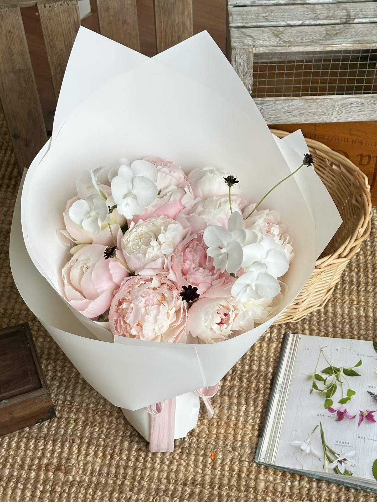 杭州粉白兰花花束实拍，适合闺蜜生日、女朋友生日和温柔花礼参考