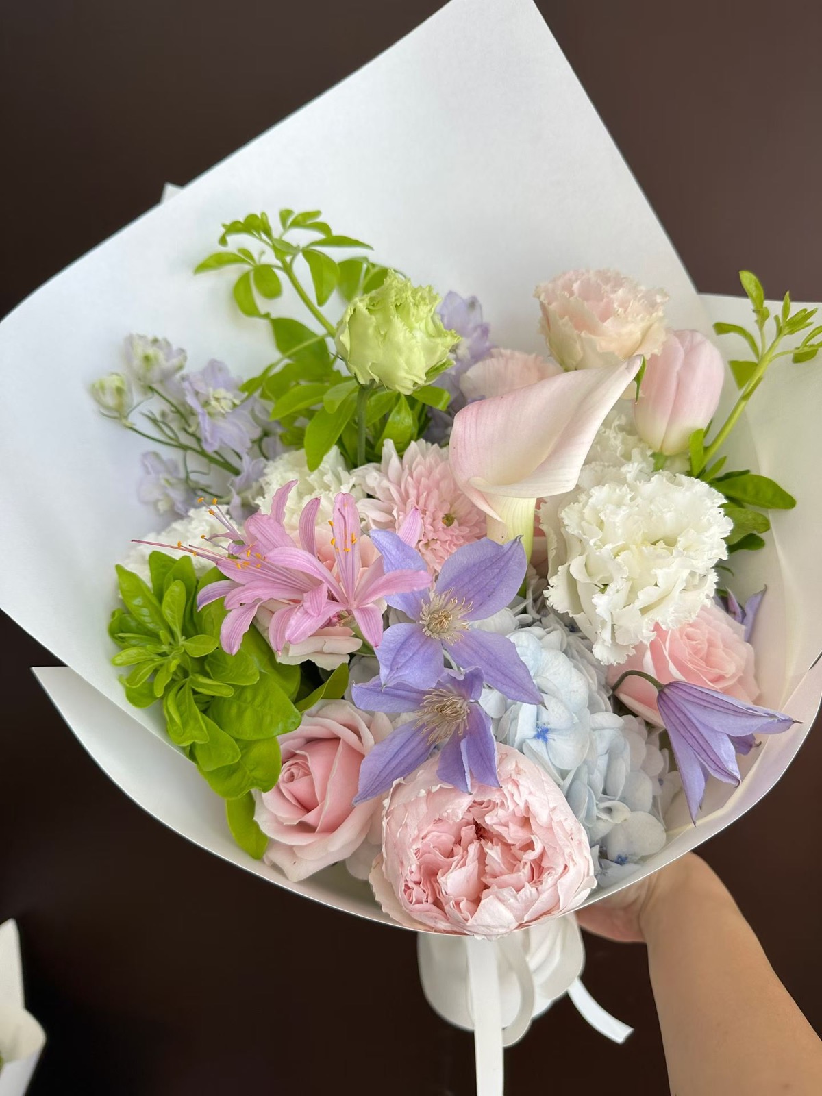 杭州粉紫绿自然感花束近景实拍,适合朋友生日、闺蜜生日、日常鲜花和柔色系花束参考