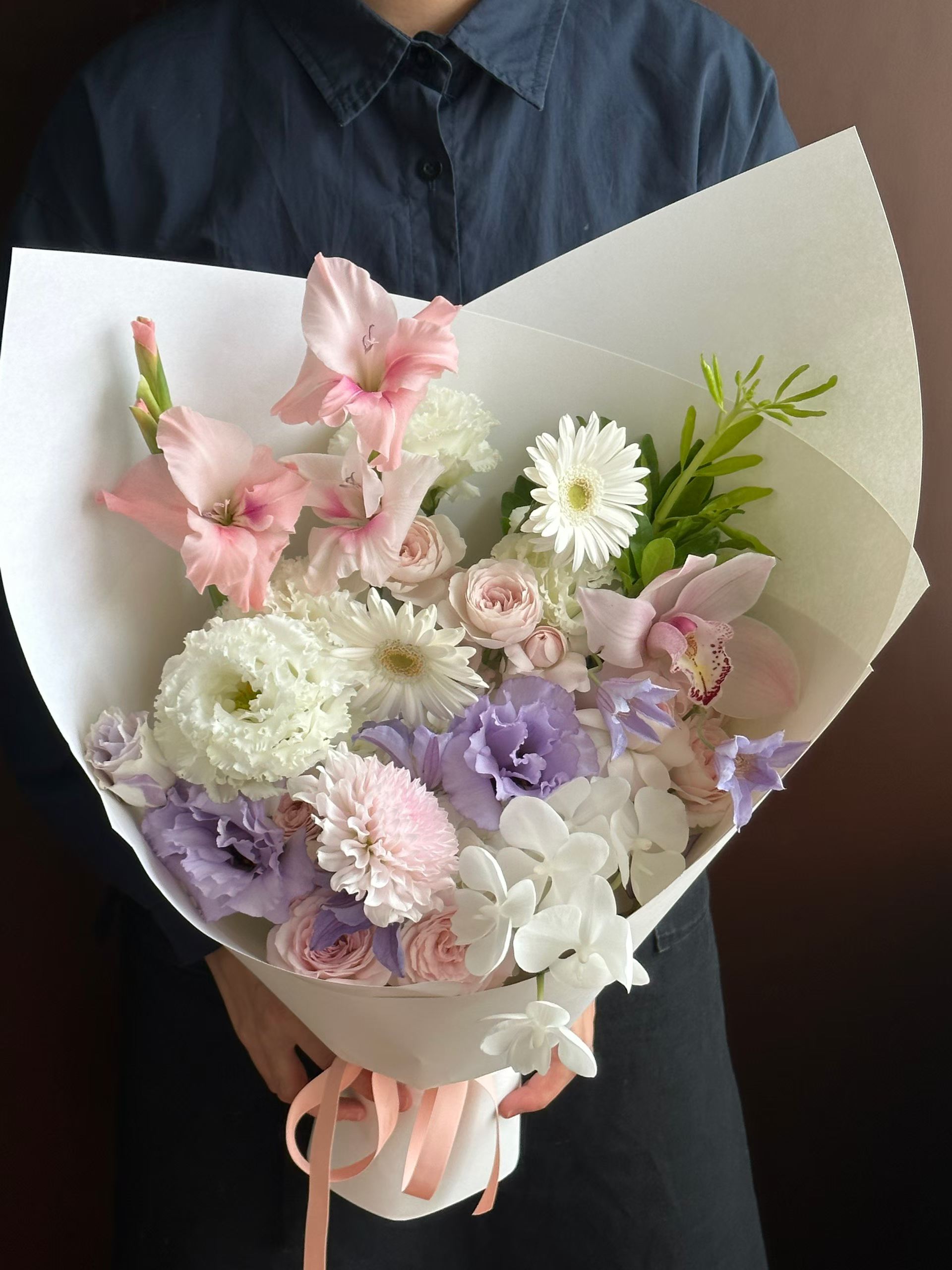 杭州粉紫兰花生日花束实拍｜温柔低饱和花礼
